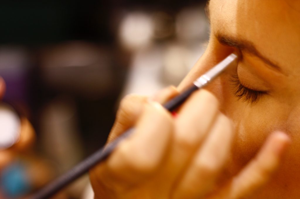 What to Do If You Lose Your Eyelashes During Chemo