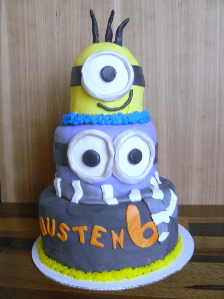 Despicable Me Party Cake Tutorial | Optimistic Mommy