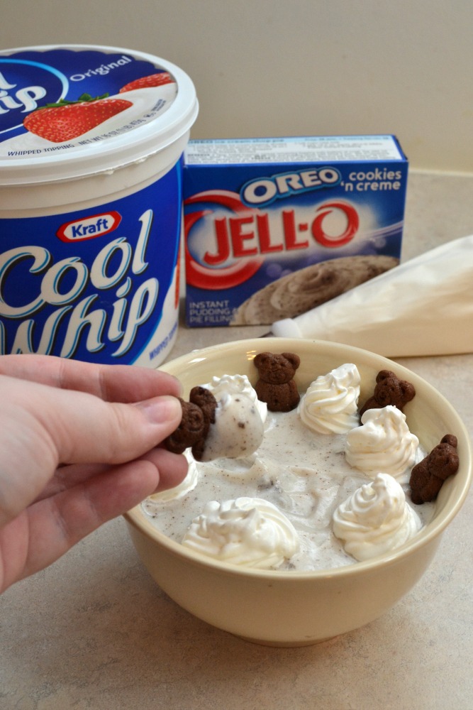 JELL-O Cookies 'n Creme Dip - Easy After School Snacks #AddCoolWhip #Shop | Optimistic Mommy
