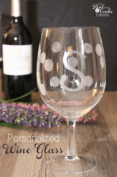 Personalied Wine Glass from The Real Thing With The Coake Family - https://www.realcoake.com/2014/09/personalized-gifts-wine-glasses.html