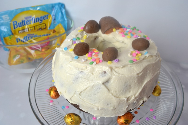 Butterfinger Cup Egg Pound Cake -02