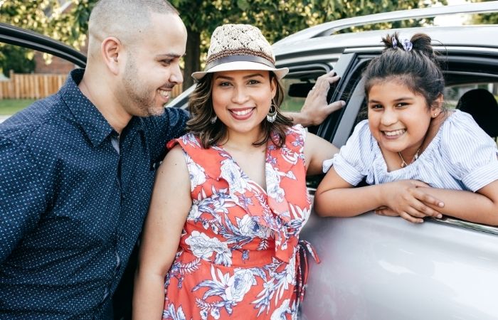 family buying a car