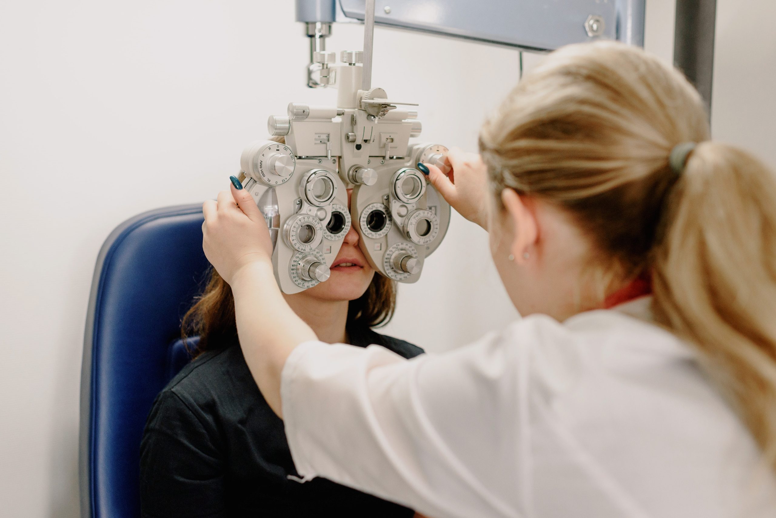 Doctors conducting a complete and in-depth eye examination to identify any possible problems.