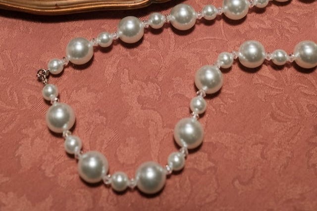 Famous Pearl Jewelry Pieces and Their Stories