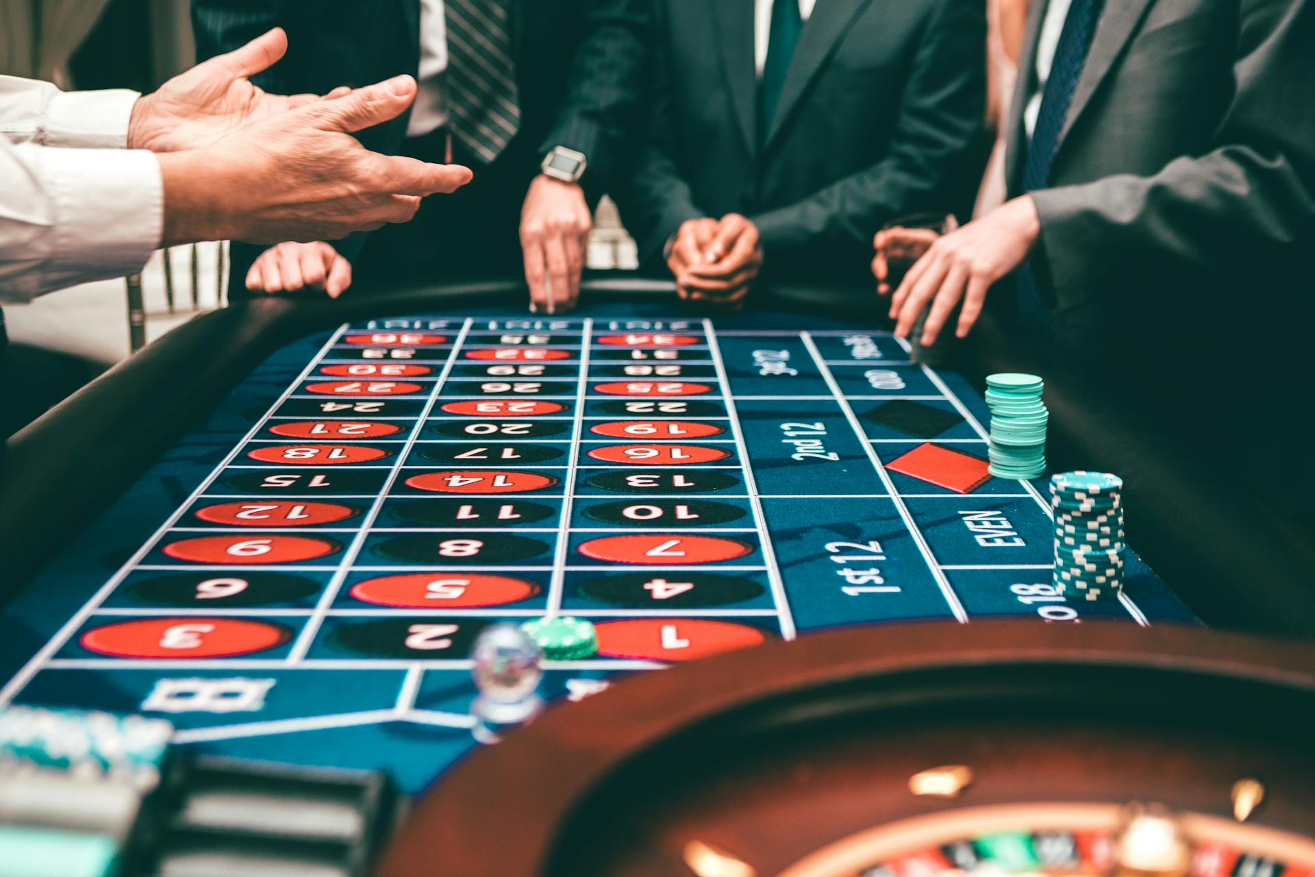 Blackjack and the Blockchain: Enhancing Security for Online Casino Transactions