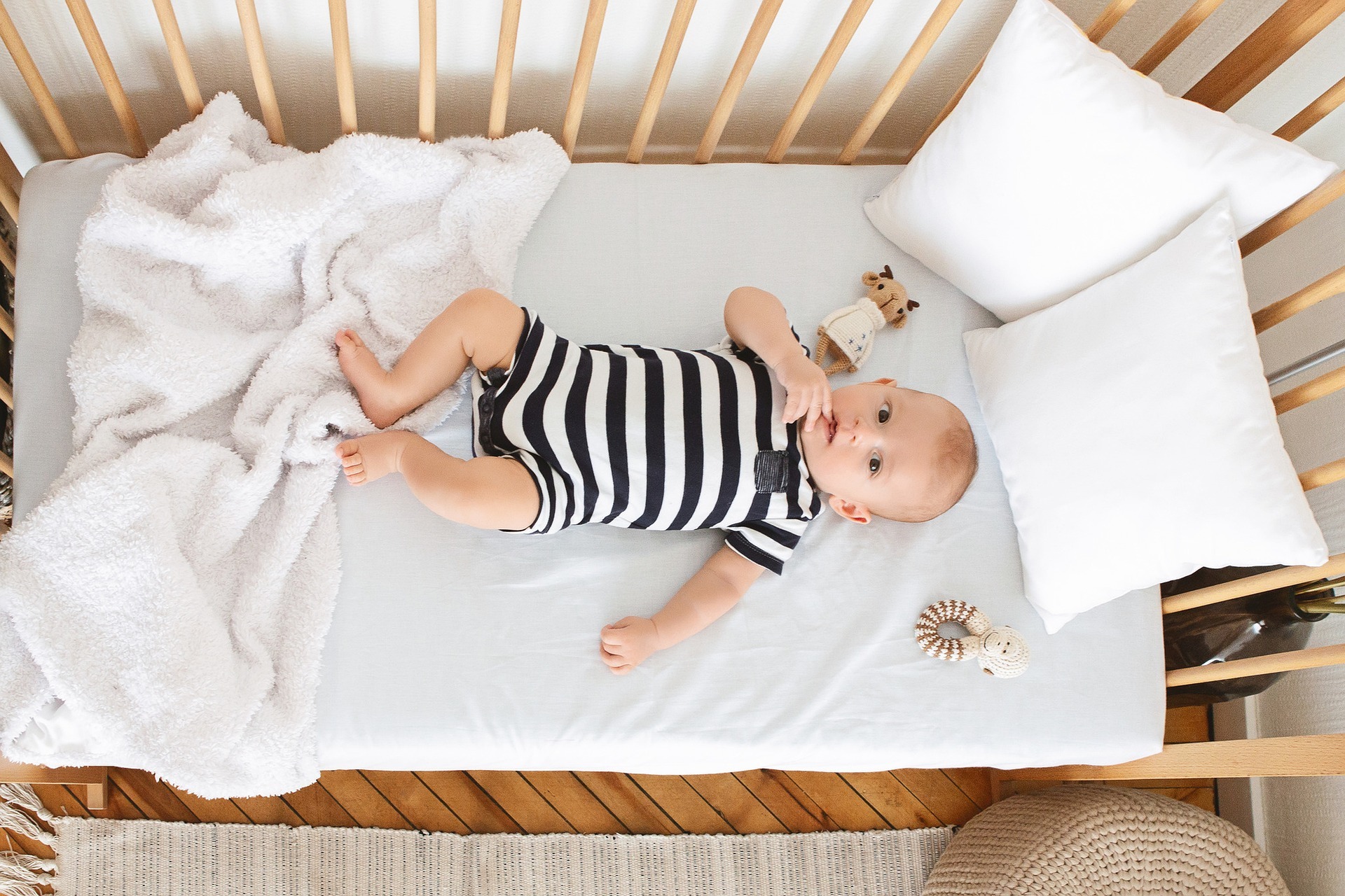 How Many Crib Sheets Do I Need: A Detailed Guide